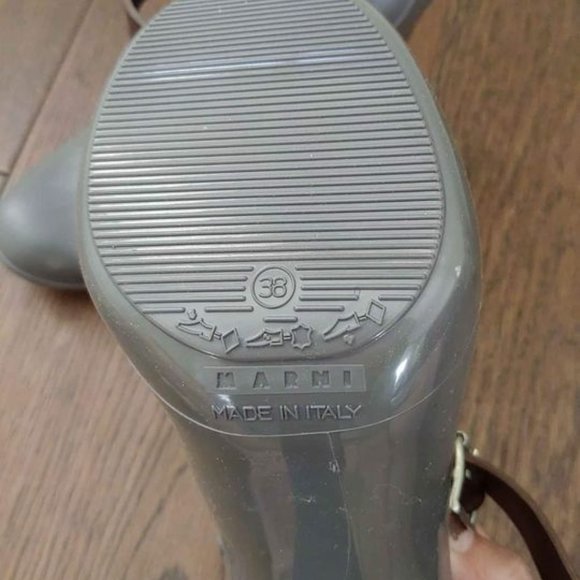 ❌SOLD❌MARNI Mary Jane Rubber High Heels - Picture 5 of 5
